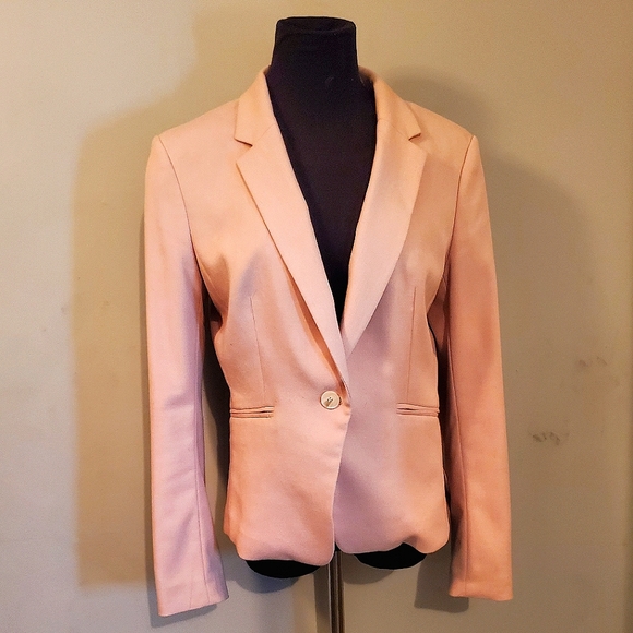 🌸 H&M 🌸 Pale pink blazer - Picture 2 of 13